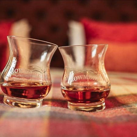 The Bowmore Lodge Екстериор снимка